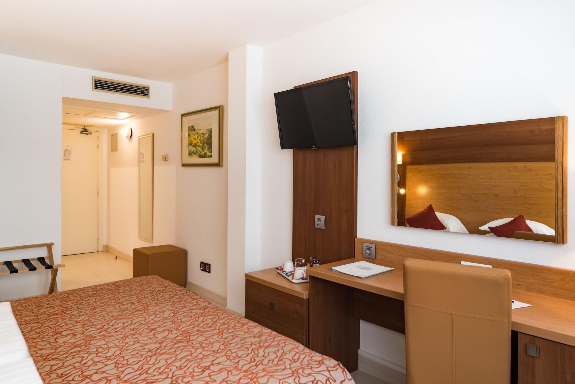 Mercure Saint Raphael Centre Plage Extérieur photo