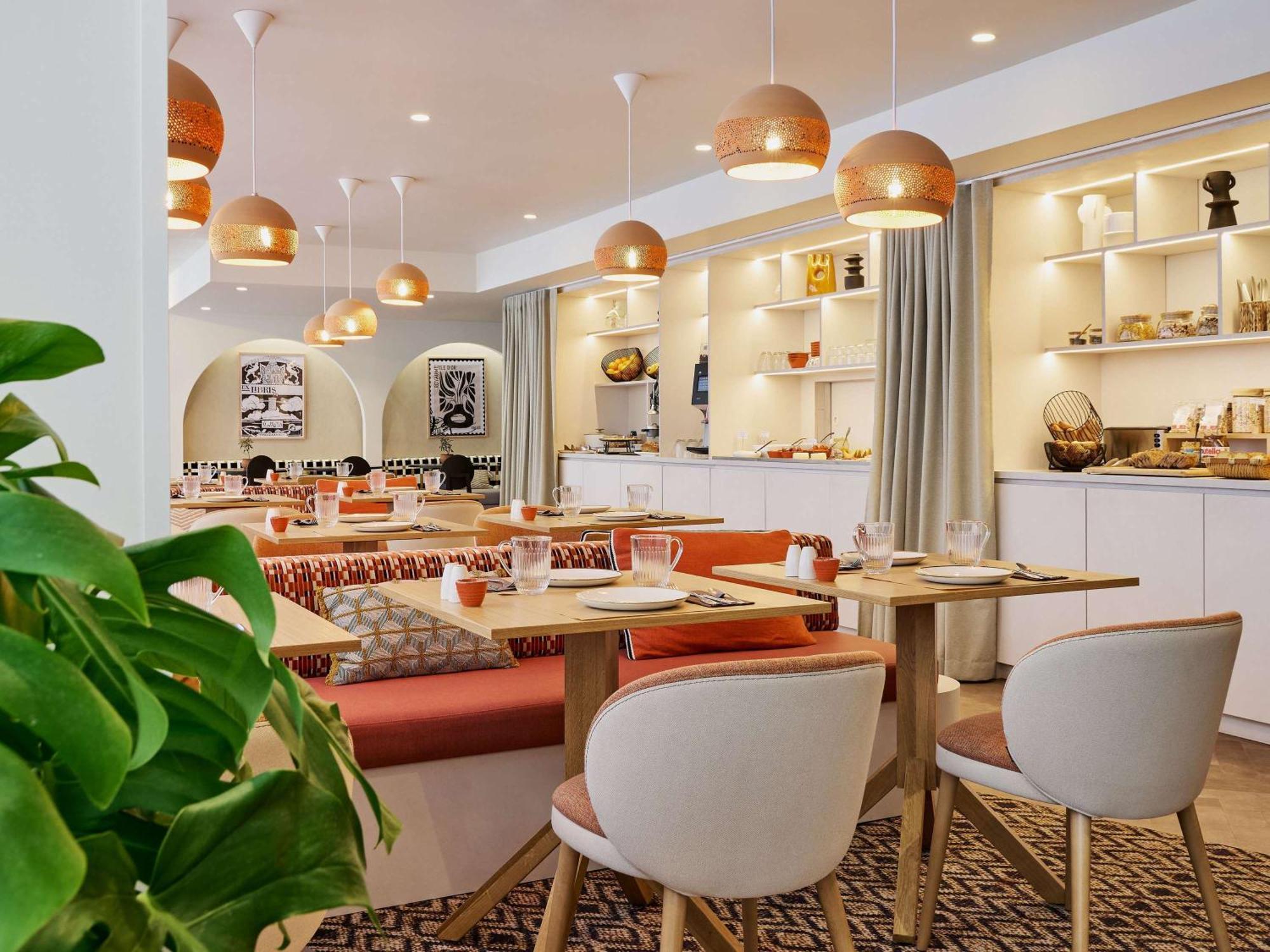 Mercure Saint Raphael Centre Plage Extérieur photo